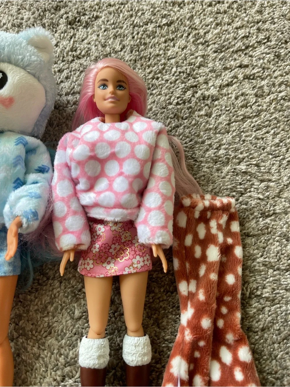 Barbie cute reveal dolls set of 3